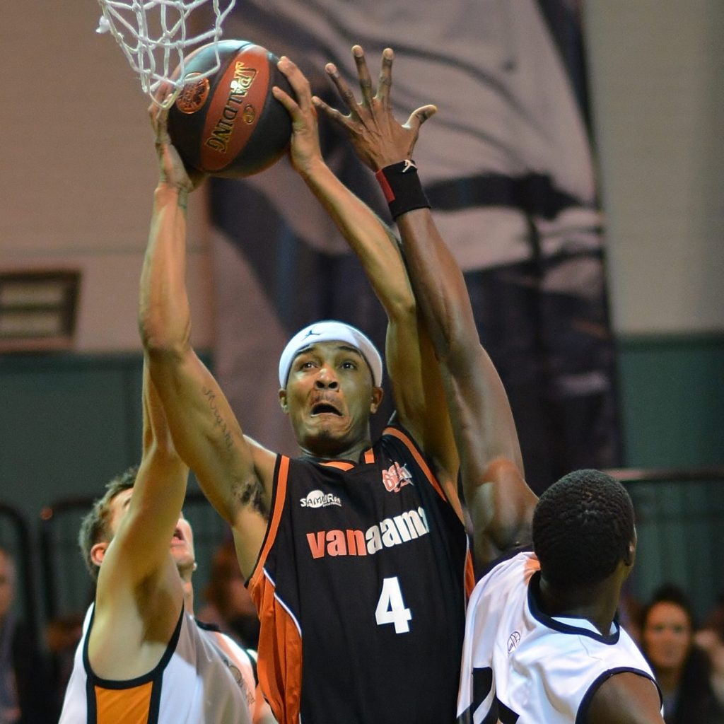 Storm fight back just falls short against the Warriors