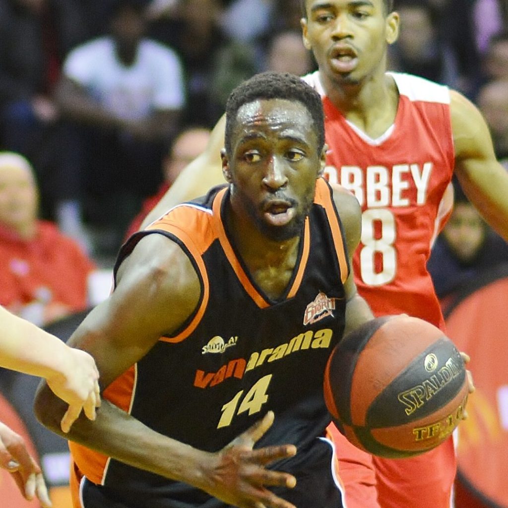 Crucial victory keeps Storm in play-offs hunt