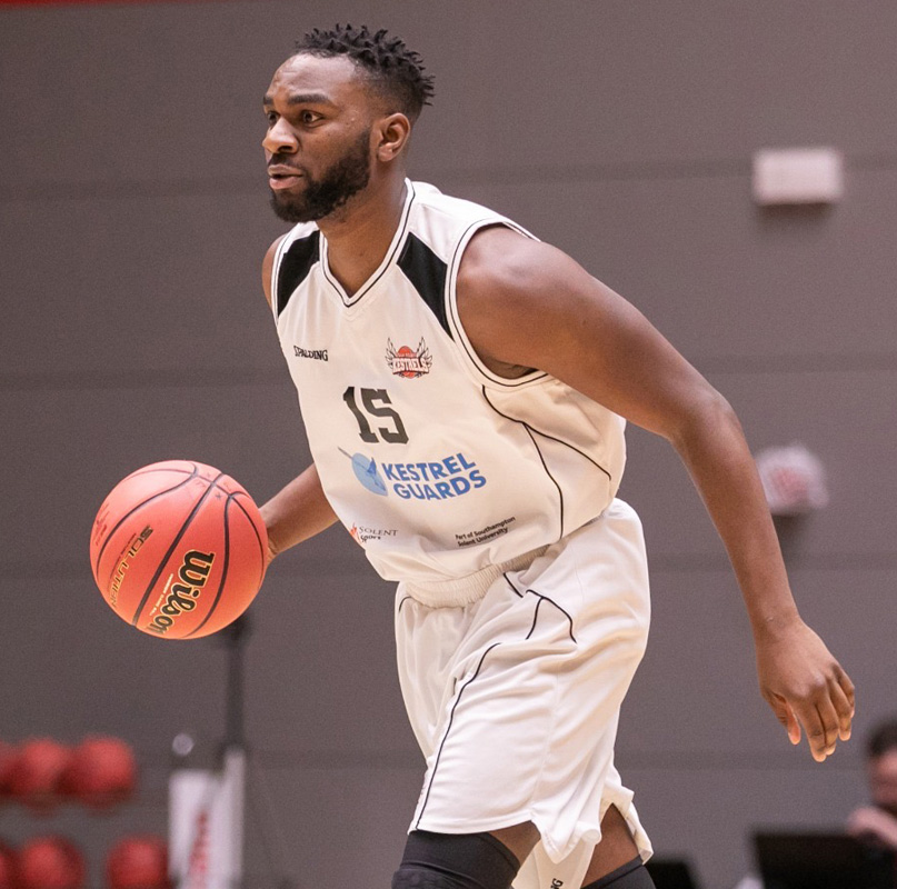 Storm capture signing of British forward Tayo Oyefusi