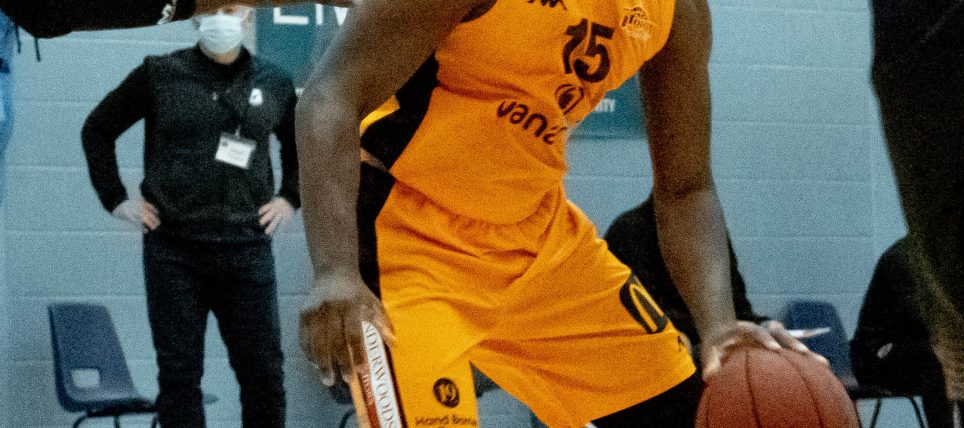 Storm secure emphatic win against Oaklands Wolves