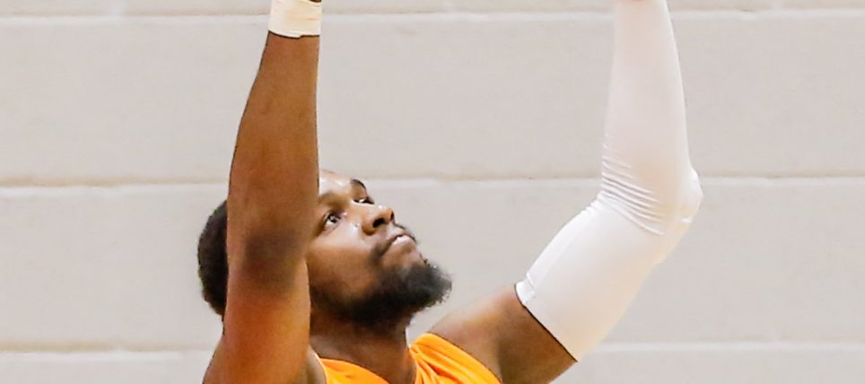 Storm defeat Warriors in Leicester