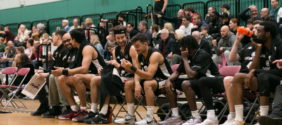 Storm execute 29/43 3 pointers to cruise to victory against the Dragons