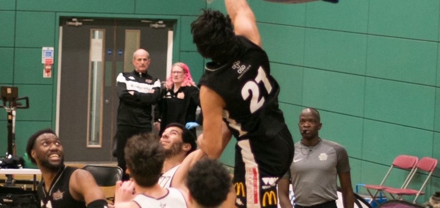 Storm blaze to victory in double winning weekend