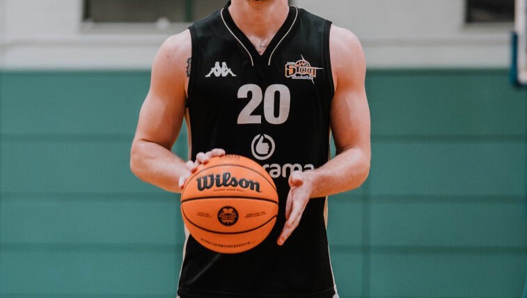 Storm clinch first league win in Newcastle!