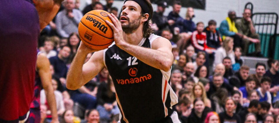 Storm secure semi final spot with victory over Loughborough Riders
