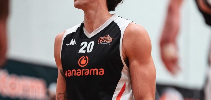 Storm top the group in a weekend of mixed fortunes!